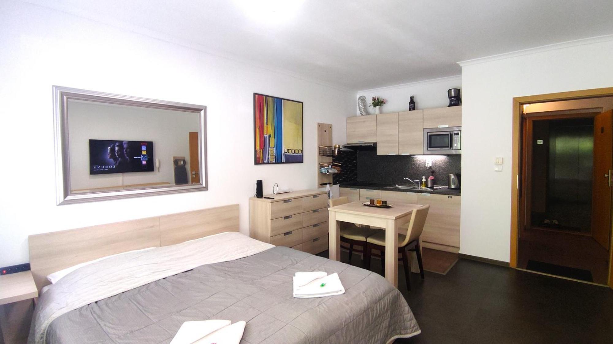 Tiche Anenske Apartmany S Hotelovym Servisem, S Kvalitni Bufetovou Snidani A S Exklusivnim Saunovym Wellness Grotta Spa - By Relax Harrachov Eksteriør billede