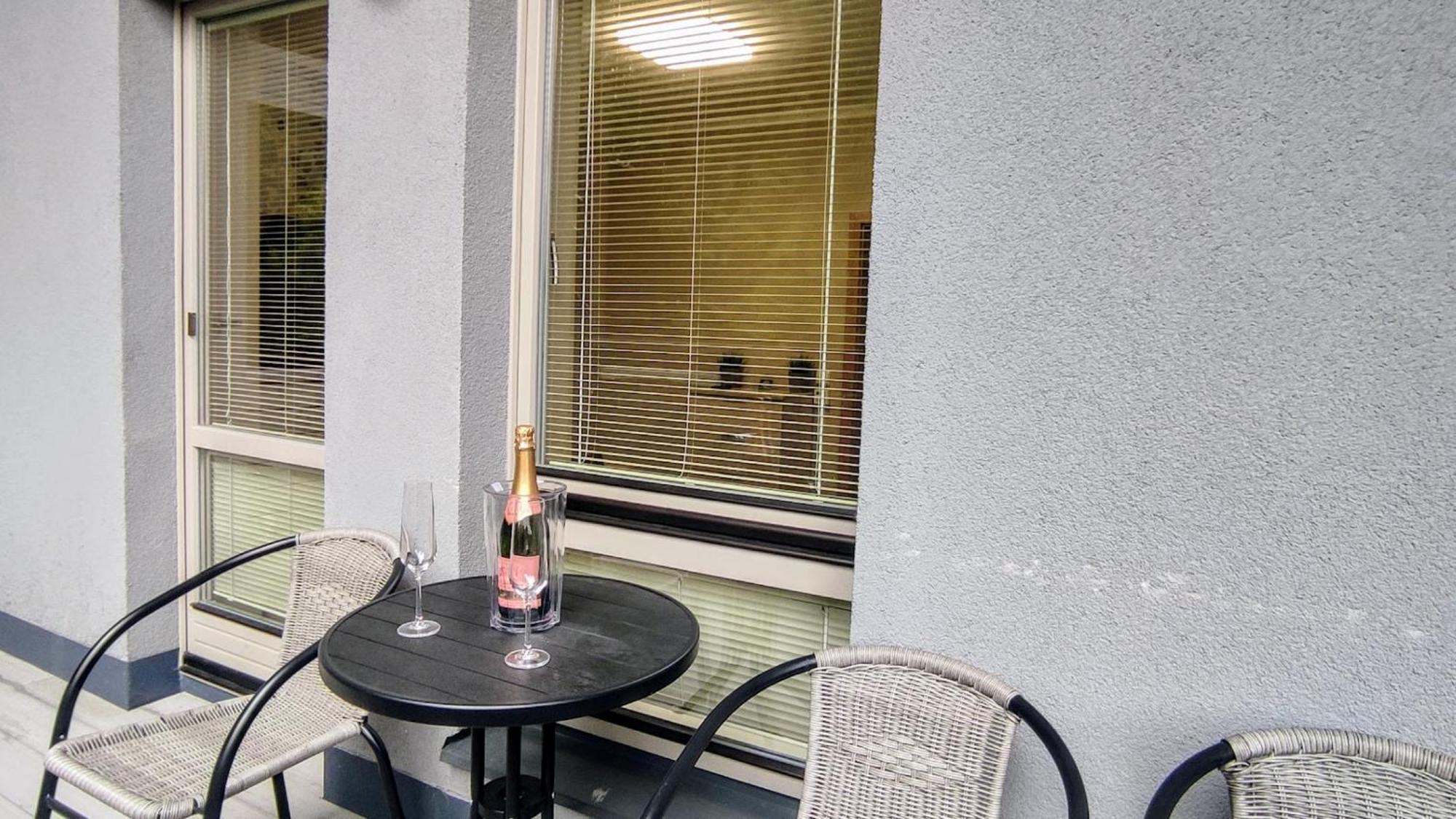 Tiche Anenske Apartmany S Hotelovym Servisem, S Kvalitni Bufetovou Snidani A S Exklusivnim Saunovym Wellness Grotta Spa - By Relax Harrachov Eksteriør billede